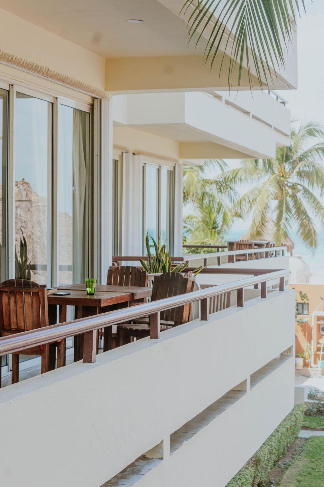 Ixchel Beach Hotel Isla Mujeres Szoba fotó